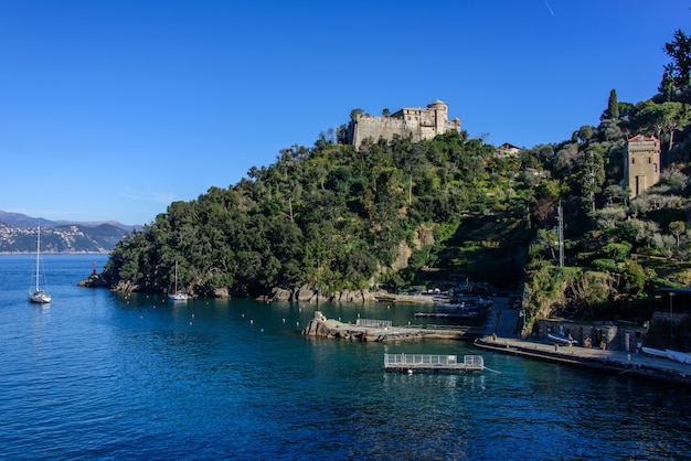 Bruin kasteel in Portofino