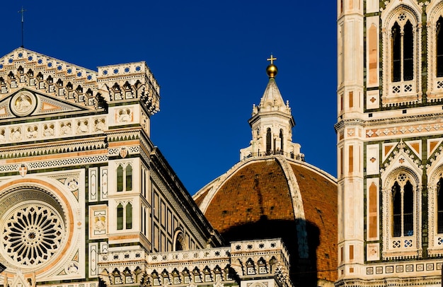 Photo brunelleschi dome in santa maria in fiore in florence italy