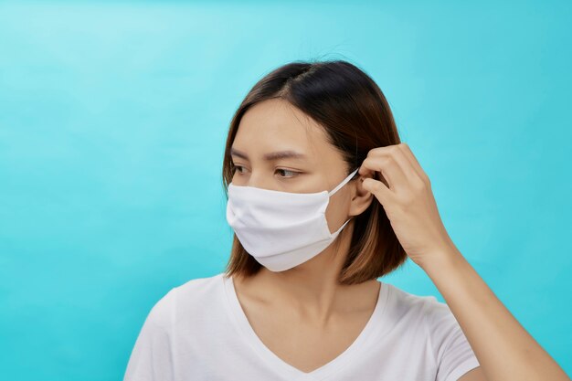 Brunette woman wearing face mask