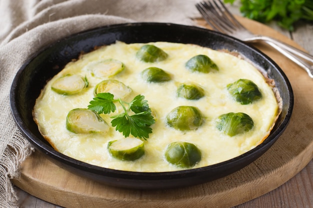 Brussels sprouts omelette with parsley