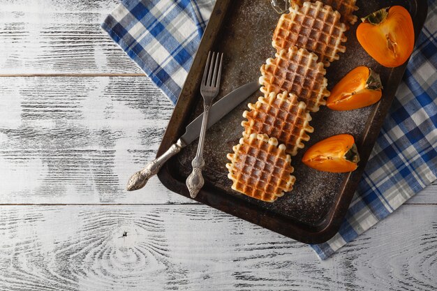 Brusselse wafels op het oude dienblad