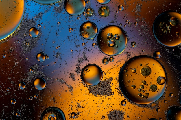 写真 泡の世界のカラフルなマクロ要約水面の背景の背景