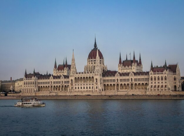 Photo budapest parliament hungary