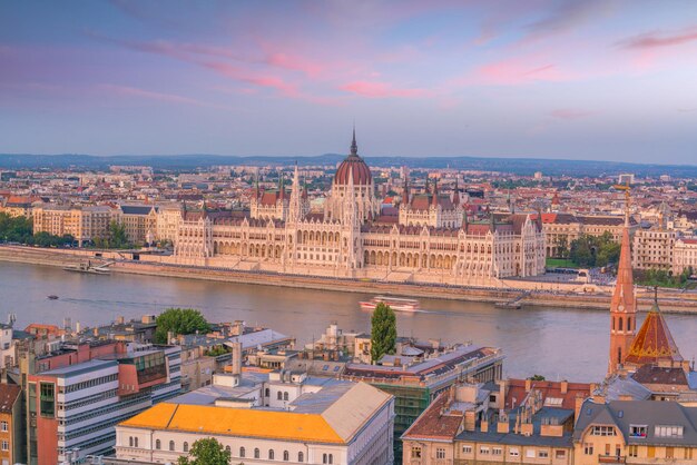 Горизонт Будапешта в Венгрии