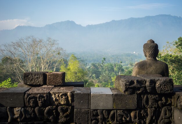 Photo buddha and java landscape, borobudur-indonesia