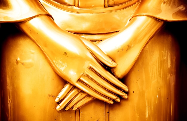 Photo buddha statue's hand.