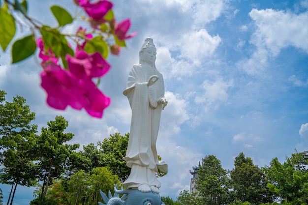 Buddhist Temple in Vietnam Dai Tong Lam Beautiful Architecture presbytery temple Dai Tong Lam wit