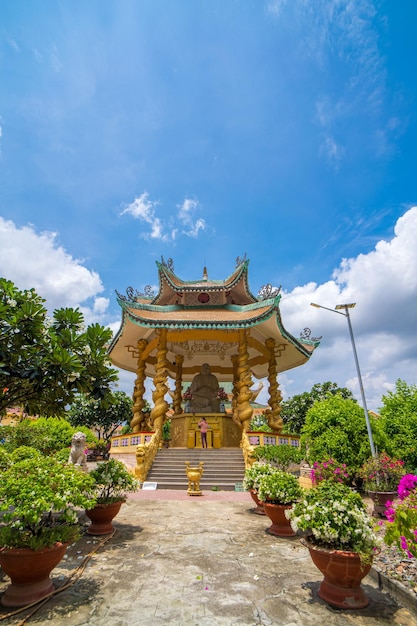 Buddhist Temple in Vietnam Dai Tong Lam Beautiful Architecture presbytery temple Dai Tong Lam