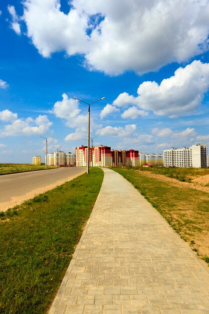 Строительство нового дома в новом районе города