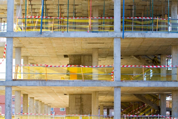 写真 建設中の建物