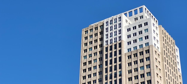 The building in which the hotel is located