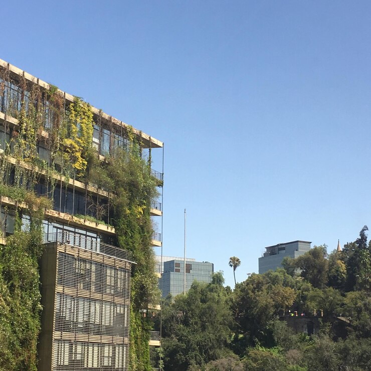 Photo buildings against clear blue sky