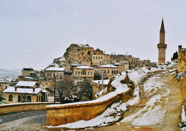 Foto edifici in città durante l'inverno