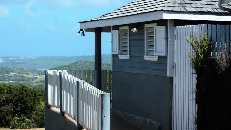 What Type of Fence Is Best for Austin Homes?