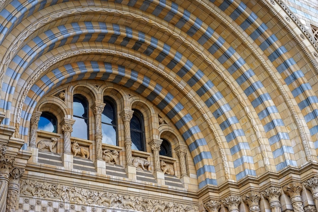 Buitenaanzicht van het Natural History Museum in Londen