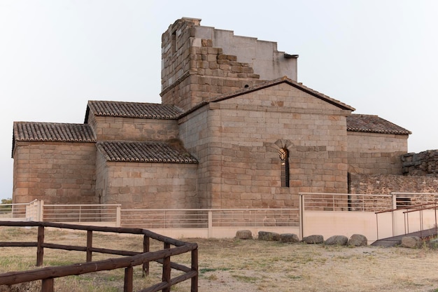 Buitenkant van de Hermitage van Santa Maria van Melque Toledo Spanje