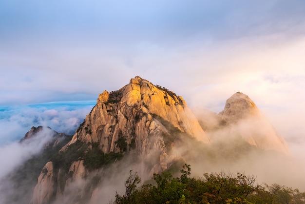 Bukhansan National Park in de stad Seoul