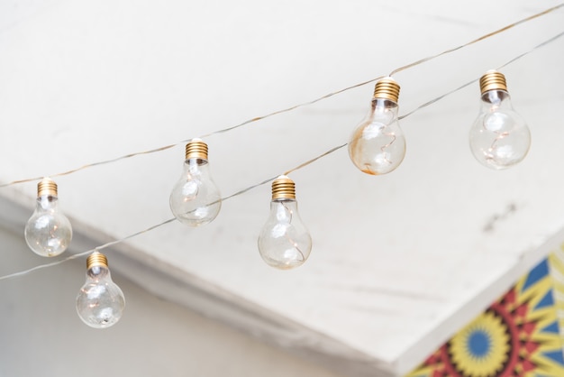 Bulb lamp garland