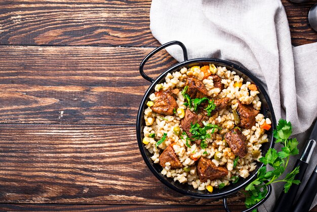 Bulgur with meat and vegetables