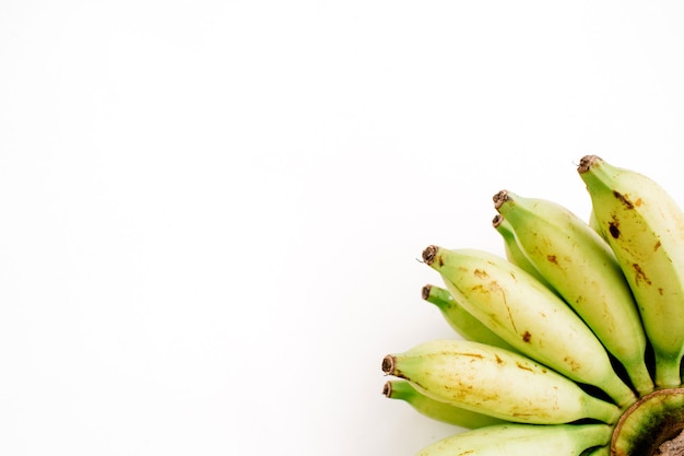 Photo bunch of bananas isolated