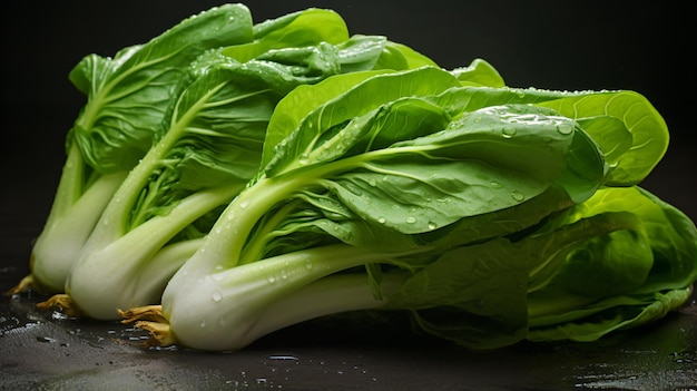 テーブルの上に置かれた緑の野菜の束