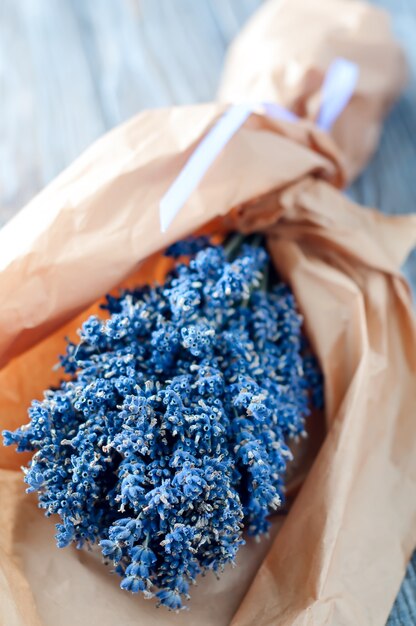 Foto mazzo di fiori di lavanda