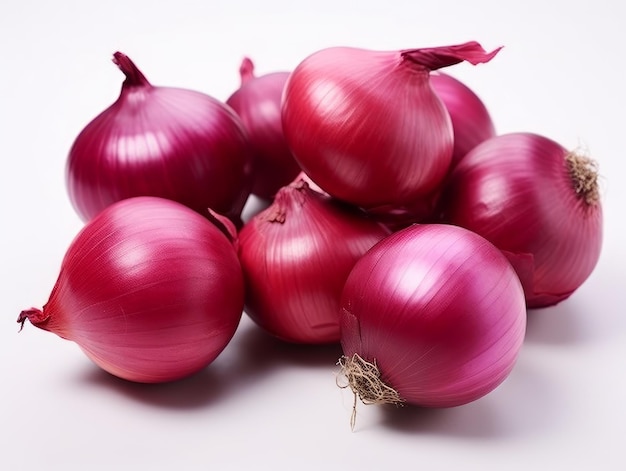 Photo a bunch of red onions isolated on a white background