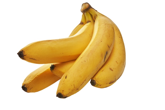 Mazzo di banane gialle mature isolate su fondo bianco