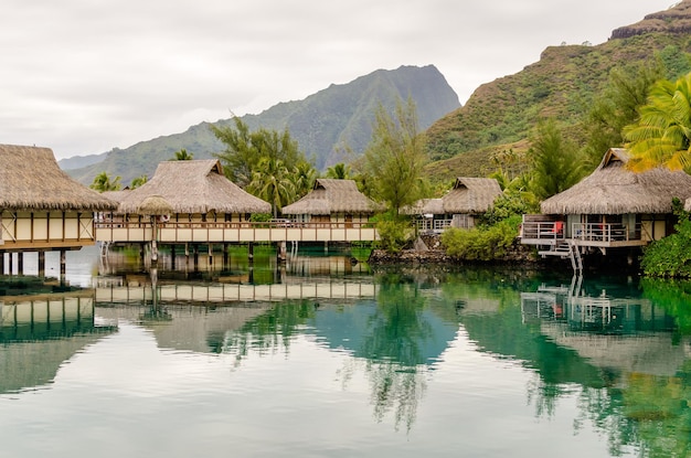 Bungalows boven het water Frans-Polynesië