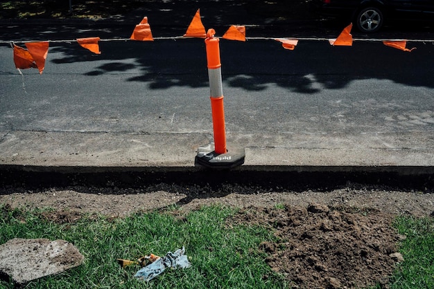 Foto bunting appeso a un pilastro in strada