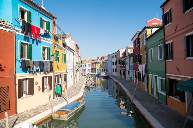 Burano kleurrijk huiseiland in Venezia, Italië.