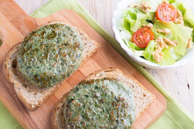 Hamburger di spinaci