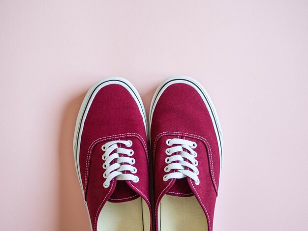 Burgundy sneakers for men