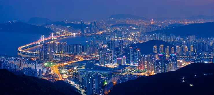 밤에 부산 도시 광안 대교