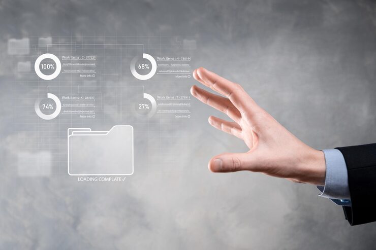 Photo 비즈니스 개발자는 혁신을 보여주는 가상 현대 컴퓨터에서 보드 프레임워크를 사용하여 민첩한 소프트웨어 개발 린 프로젝트 관리 도구 개념을 빠르게 변경합니다. 문서 관리 시스템 dms