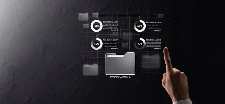 Photo 비즈니스 개발자는 혁신을 보여주는 가상 현대 컴퓨터에서 보드 프레임워크를 사용하여 민첩한 소프트웨어 개발 린 프로젝트 관리 도구 개념을 빠르게 변경합니다. 문서 관리 시스템 dms