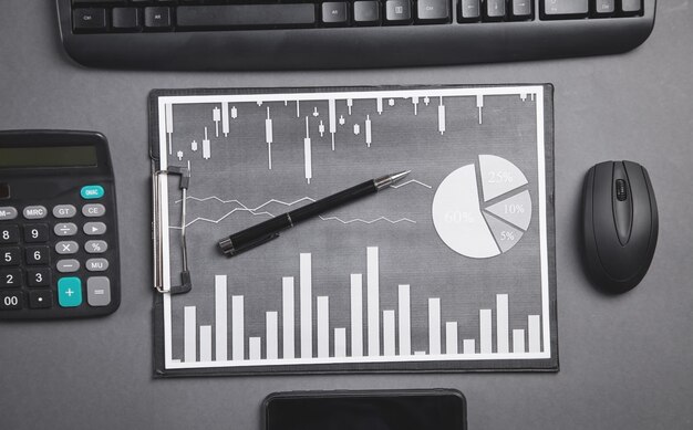 Business graphs and business objects