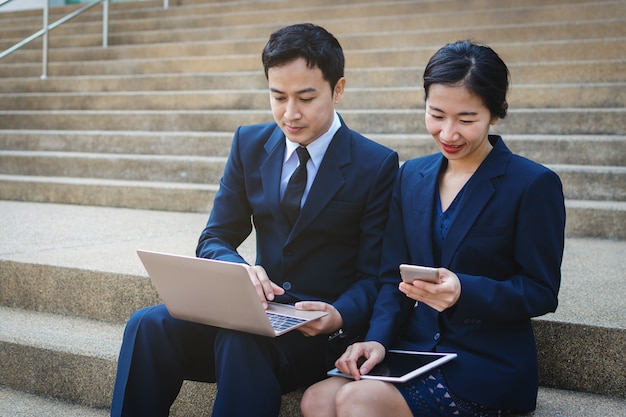 Photo business man and business woman