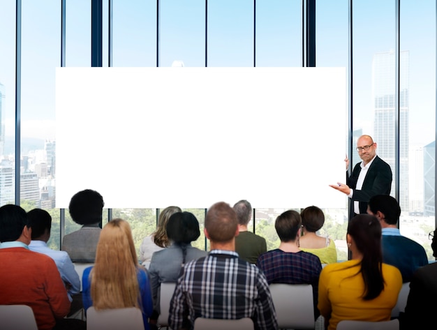 Foto gente di affari dei colleghi di lavoro di squadra di riunione di seminario di concetto di conferenza