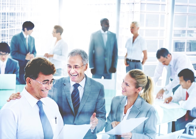 Foto gente di affari che incontra concetto corporativo della squadra di discussione