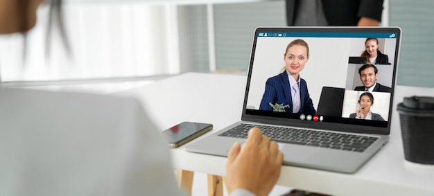 Photo business people in video call meeting proficiently discuss business plan