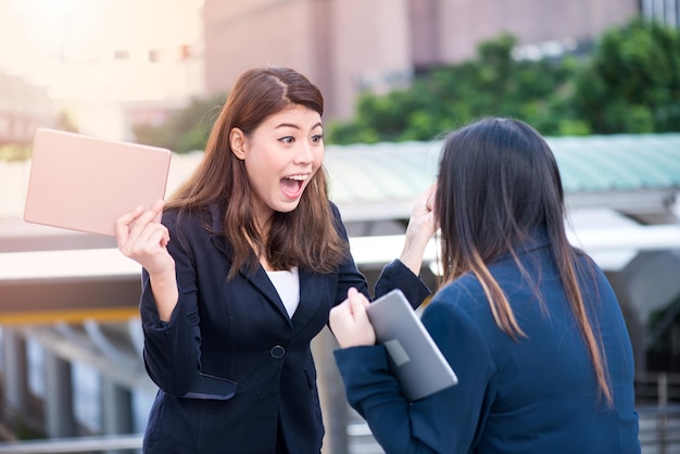 ビジネスの成功と達成のためのチームワークKPIと目標