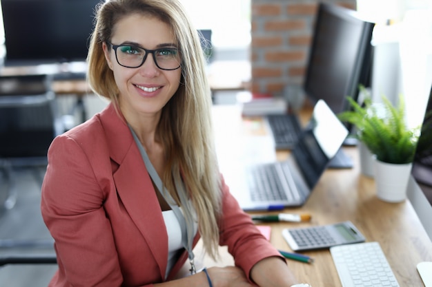 Business woman in modern office