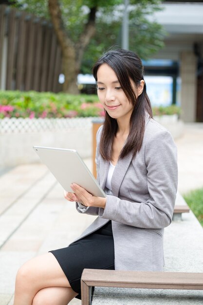 ビジネス、女、タブレット、コンピュータ