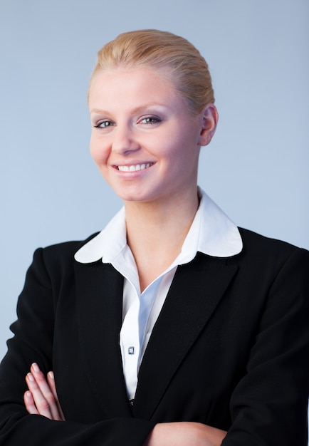 Photo business woman with folded arms