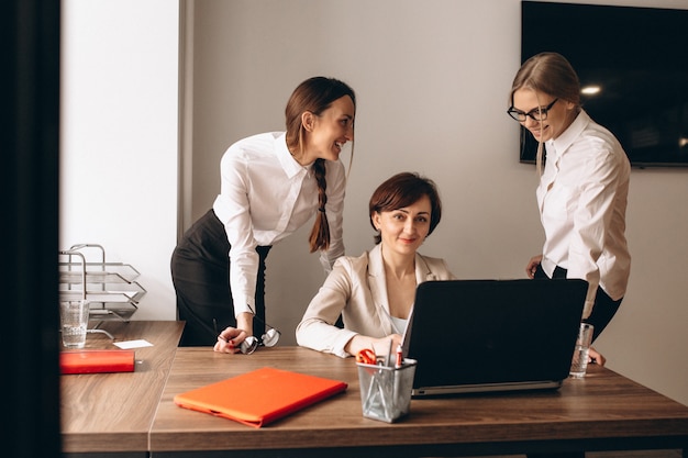 Business women working