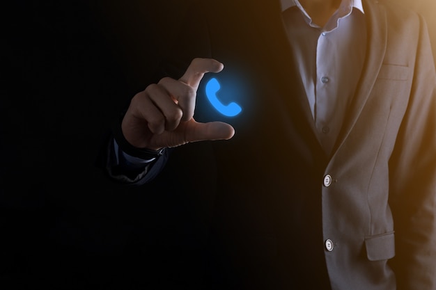 Photo businessman hold phone icon