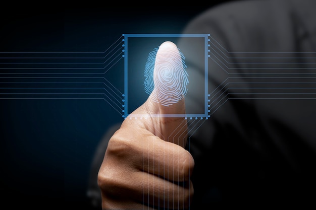 Foto identità biometrica e approvazione dell'impronta digitale della scansione dell'uomo d'affari. concetto di sicurezza della tecnologia aziendale.