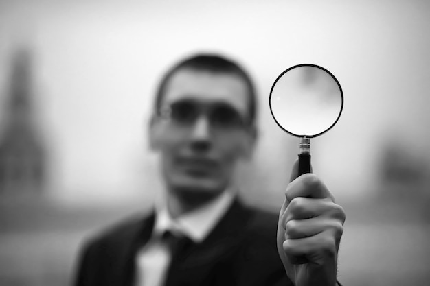 Photo businessman in a suit on the street black-and-white photo