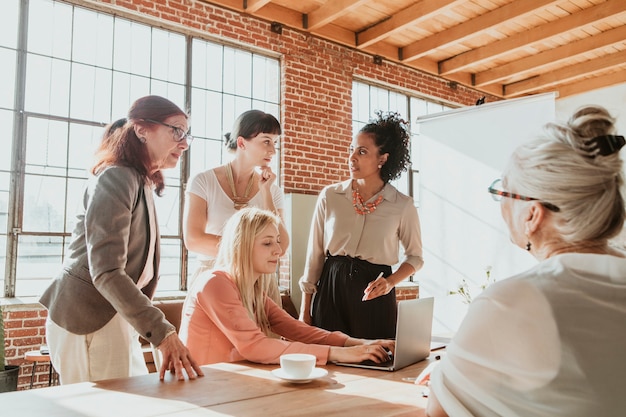 Businesspeople brainstorming in a meeting